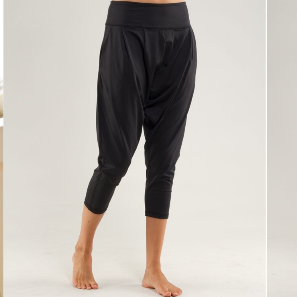 Lululemon Harem Crop Pants